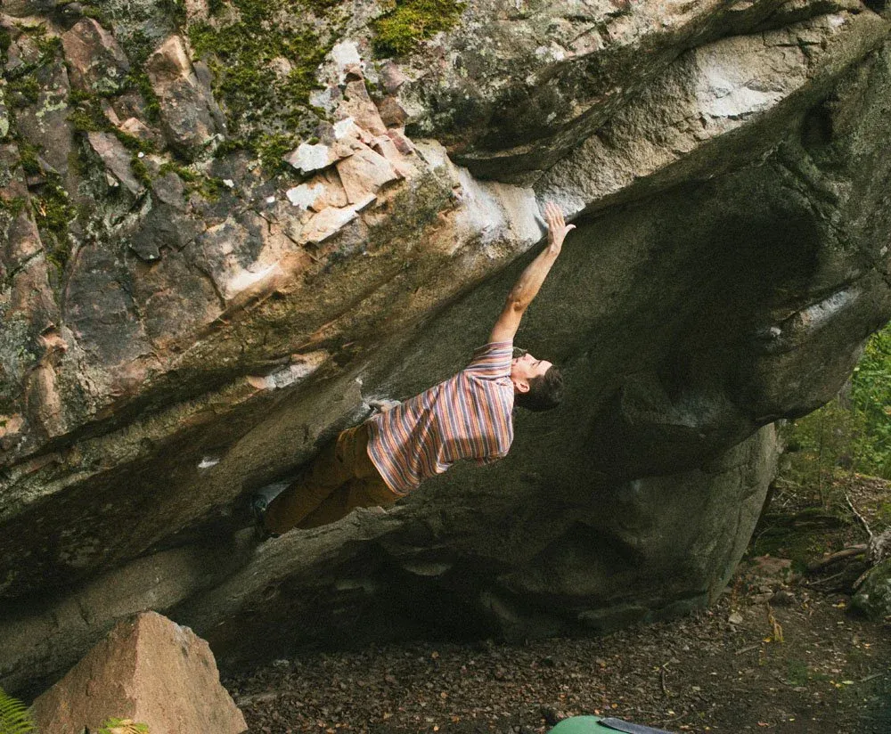 Eliot Stephens climbing
